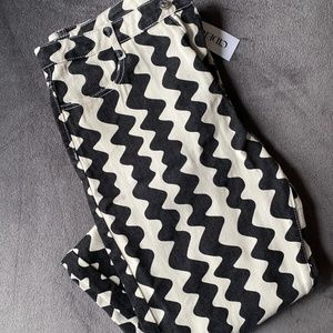NWT Black and White Pattern Jeans - 14 (10/12)